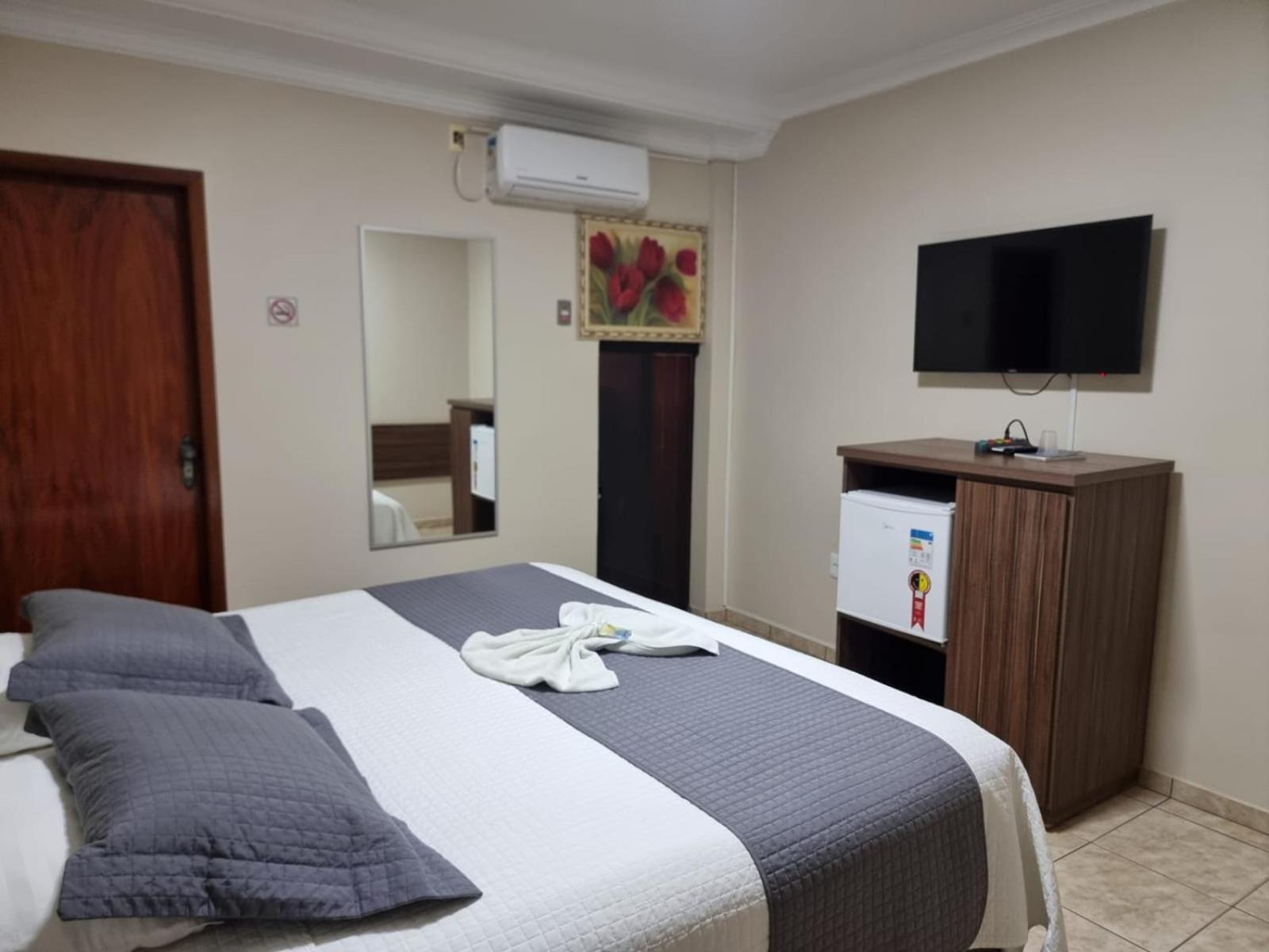 Hotel Itatiaia Тангара да Сера Екстериор снимка