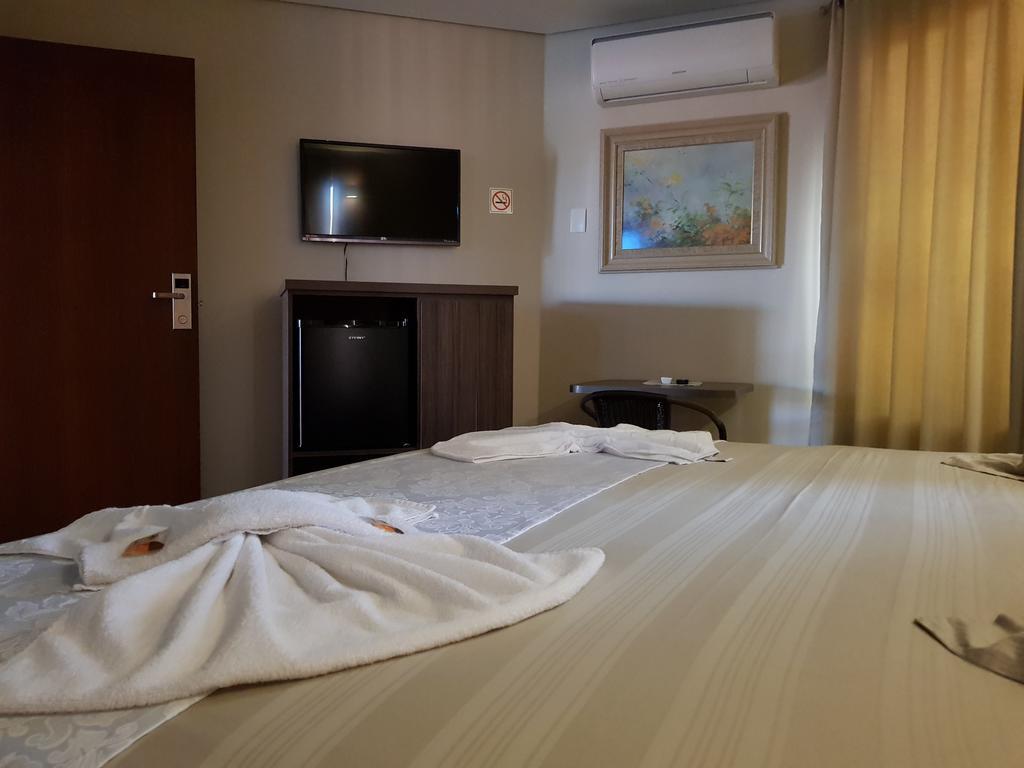 Hotel Itatiaia Тангара да Сера Екстериор снимка
